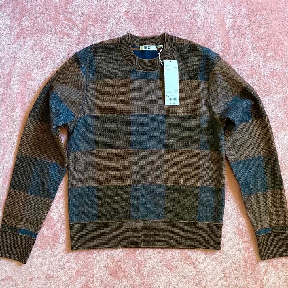 Uniqlo New Brown sweater Size XS